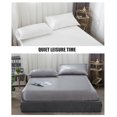 thumbnail image 4 of Funda de cama de satén imitación seda, protectora y suave, ideal para adultos mayores y mujeres en período menstrual, disponible en varios tamaños y colores., 4 of 6