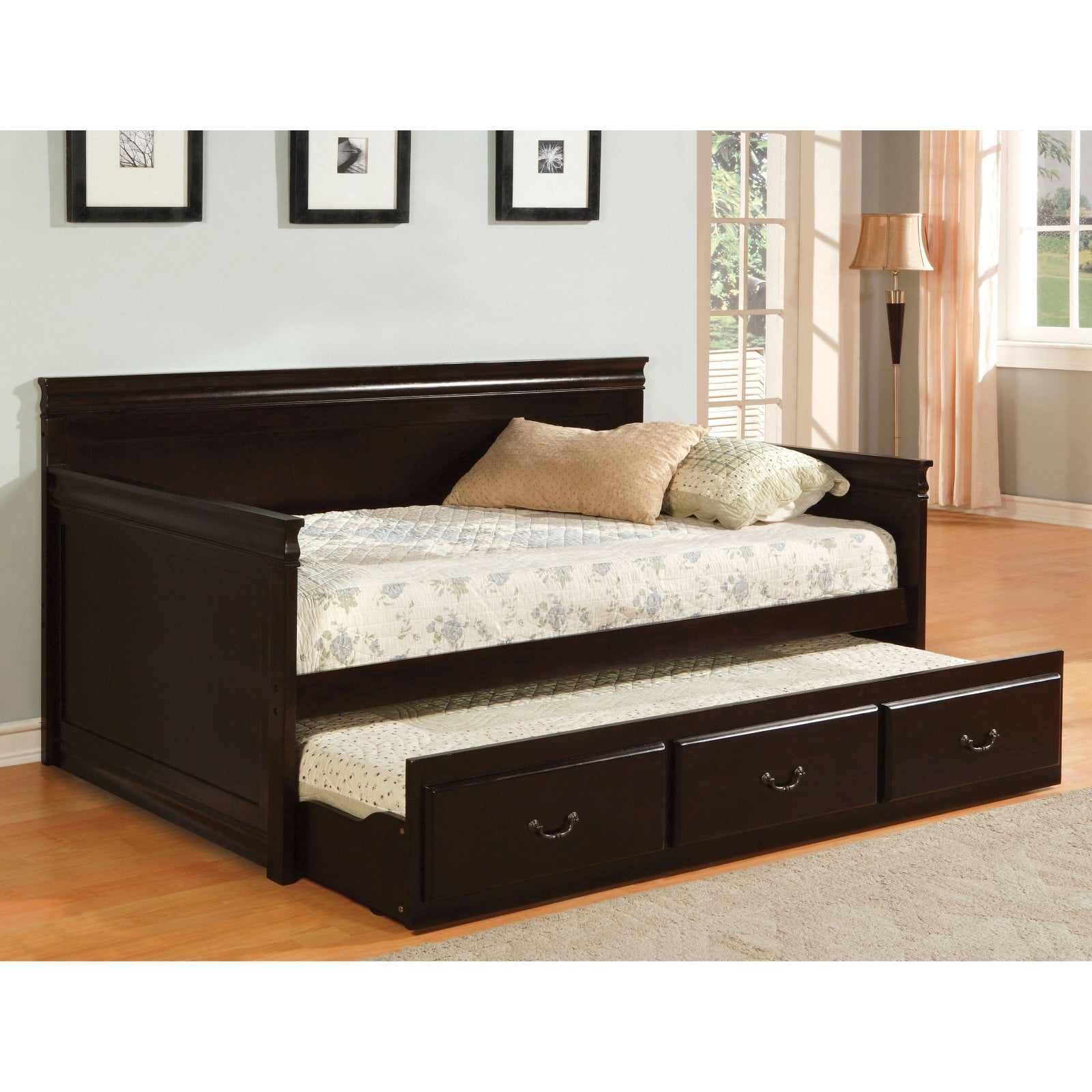 Furniture of America Everton English Daybed with Trundle
