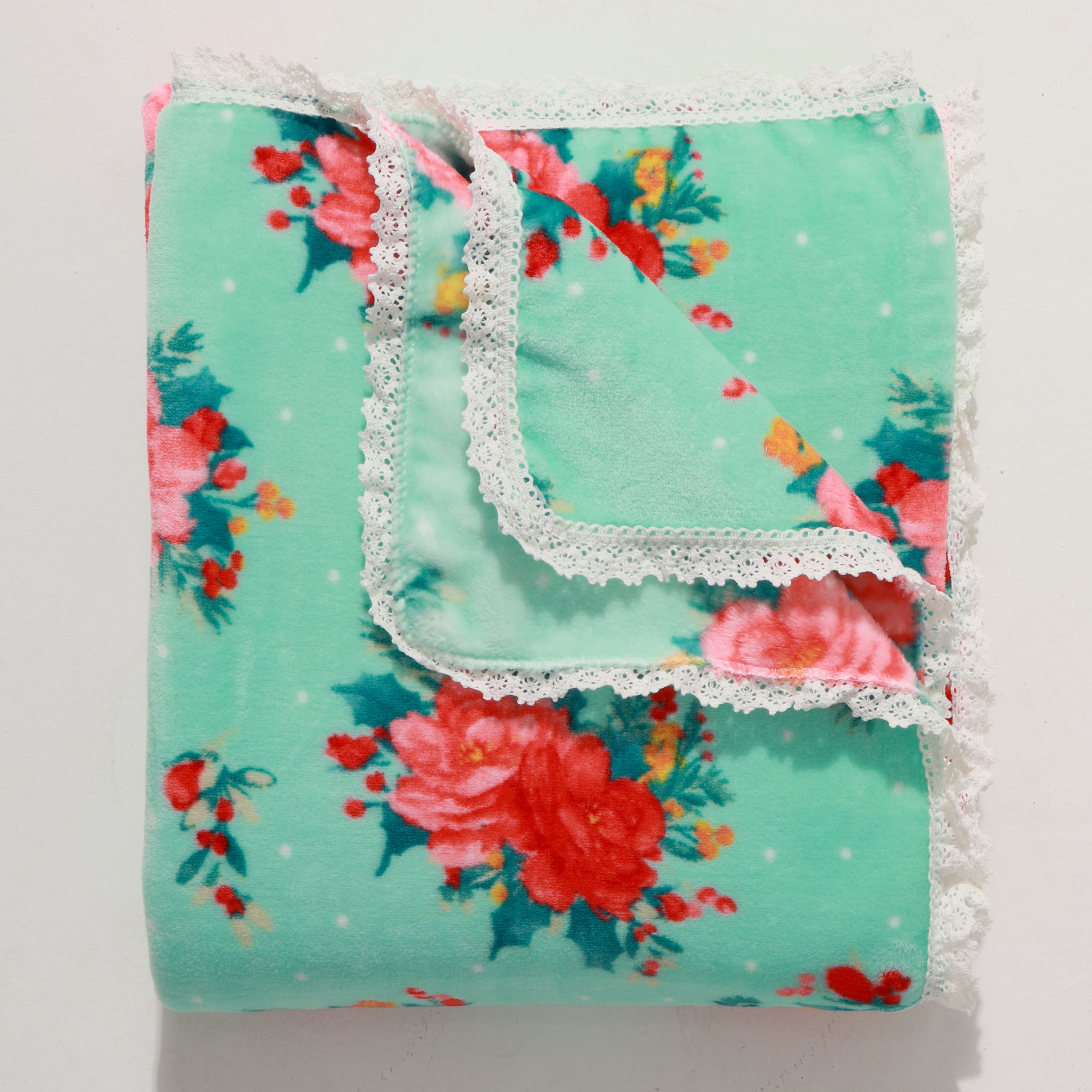 The Pioneer Woman Sweet Rose Throw, 50" x 72"