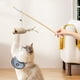 thumbnail image 4 of Juguetes para gatos con mangos de madera, palitos para jugar con gatos, cuerdas elásticas y cascabeles de tela de lino, juguetes para gatos, juguetes adecuados para la interacción con gatos, juguete d, 4 of 6