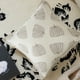 thumbnail image 4 of Funda de almohada para sofá, cojín decorativo para sala de estar, respaldo de cama, material de chenilla, adecuado para sofá, cama, ventana y otros escenarios., 4 of 6