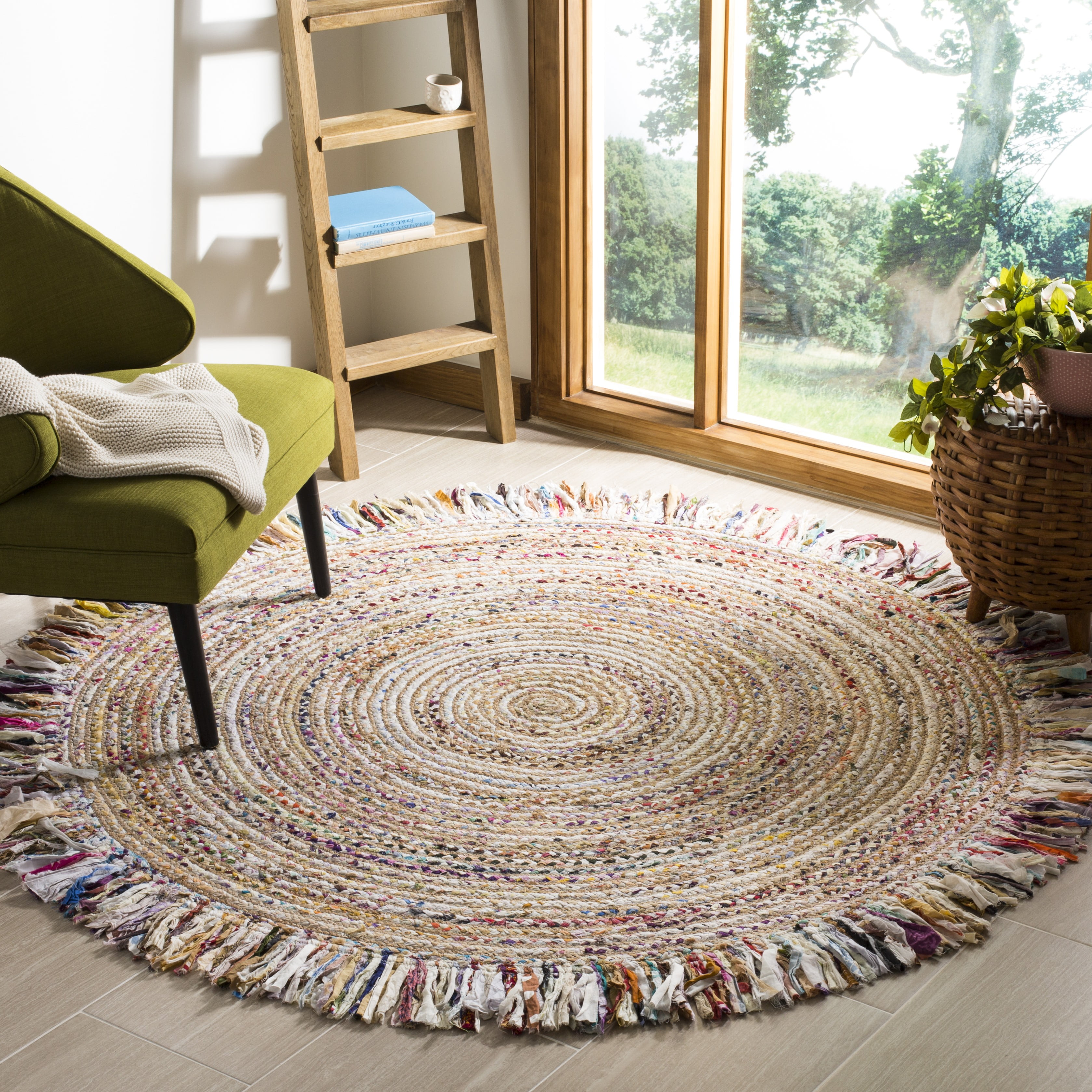 SAFAVIEH Cape Cod Victoria Braided Area Rug, 3' x 3' Round, Ivory/Light Beige