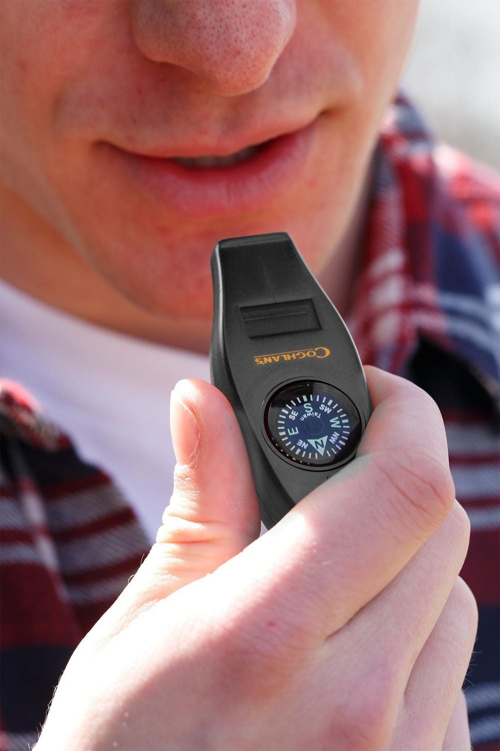 Sifflet quatre fonctions de Coghlan's Multi-usage. Couleur: Noire