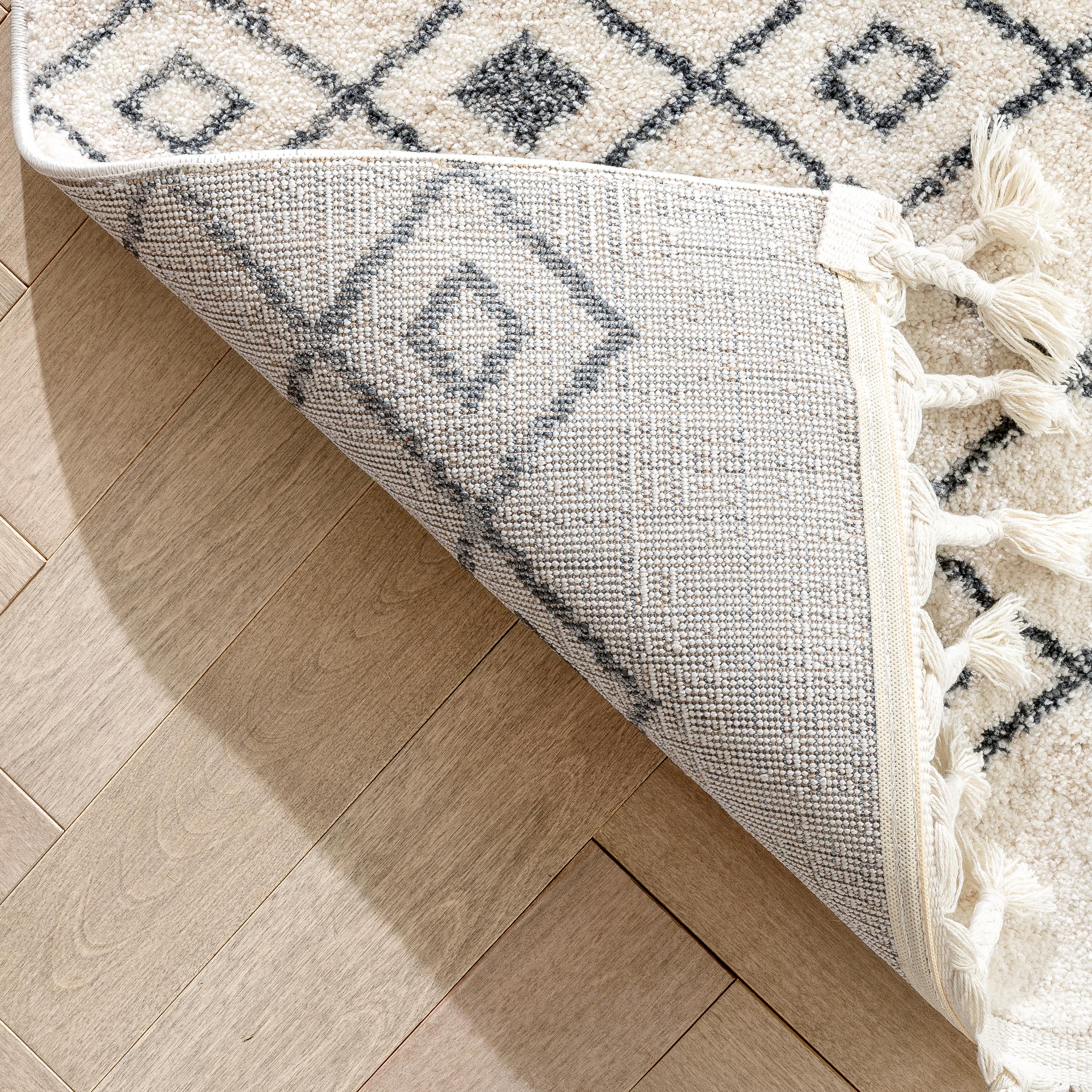 Well Woven Serenity Transistora Tribal Geometric Pattern Charcoal Ivory 7'10" x 9'10" Area Rug
