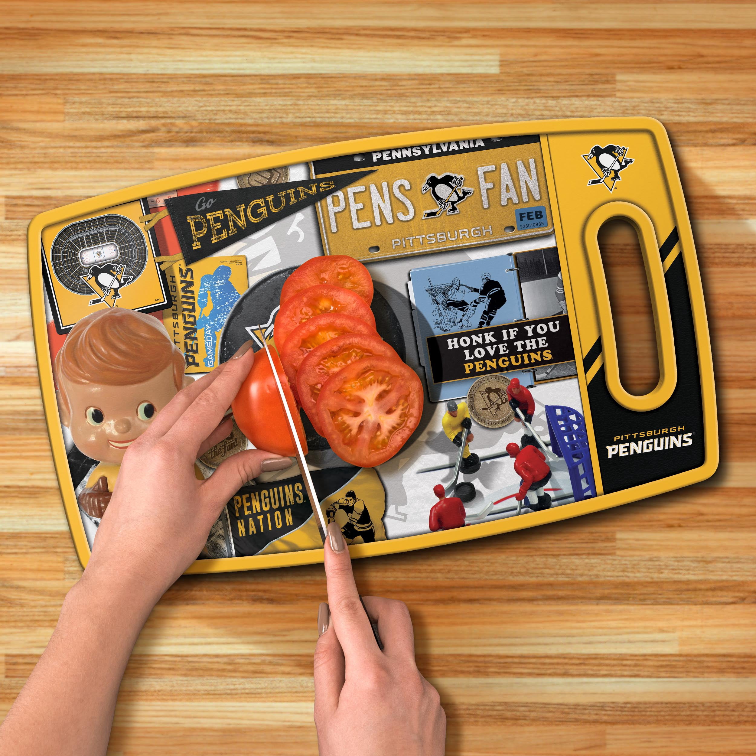 YouTheFan NHL Pittsburgh Penguins Retro Series Cutting Board