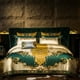 thumbnail image 2 of Juego de cama de cuatro piezas European Luxury Villa, 2 of 6