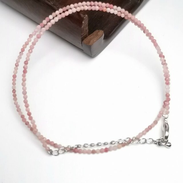 Piedra de turmalina de ágata de cuarzo de cristal natural 2-3 mm Cuentas de corte Mini collares Pulsera son adecuados para regalos de hombres y mujeres Tan Jianjun unisex