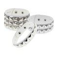 thumbnail image 1 of 3 pulseras punk de cuero sintético con remaches góticos para uso diario, ideales para cosplay de adultos. Blanco, 1 of 9