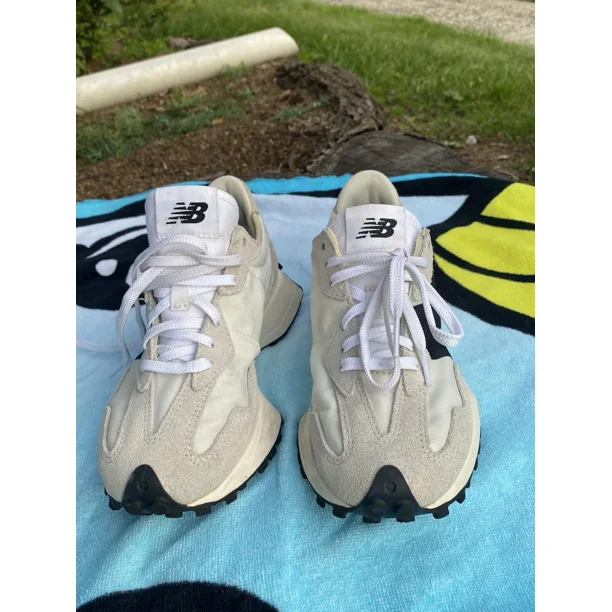 NEW BALANCE 327 SEA SALT SNEAKERS SHOES WHITE BLACK GREY womens SIZE 6.5