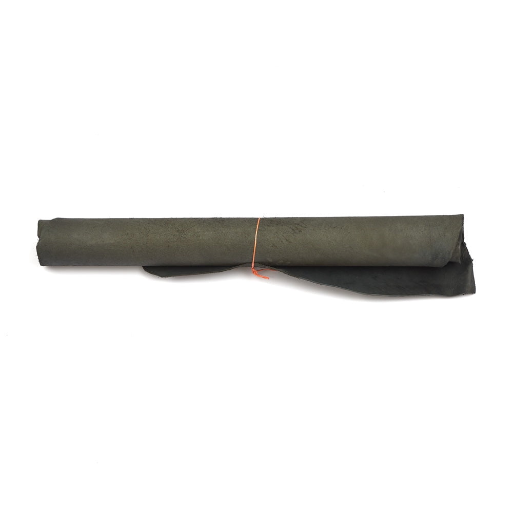 Black Double Shoulder Vegetable Leather Hide - A Grade - 8-9 oz - Medium, Large, Extra Large