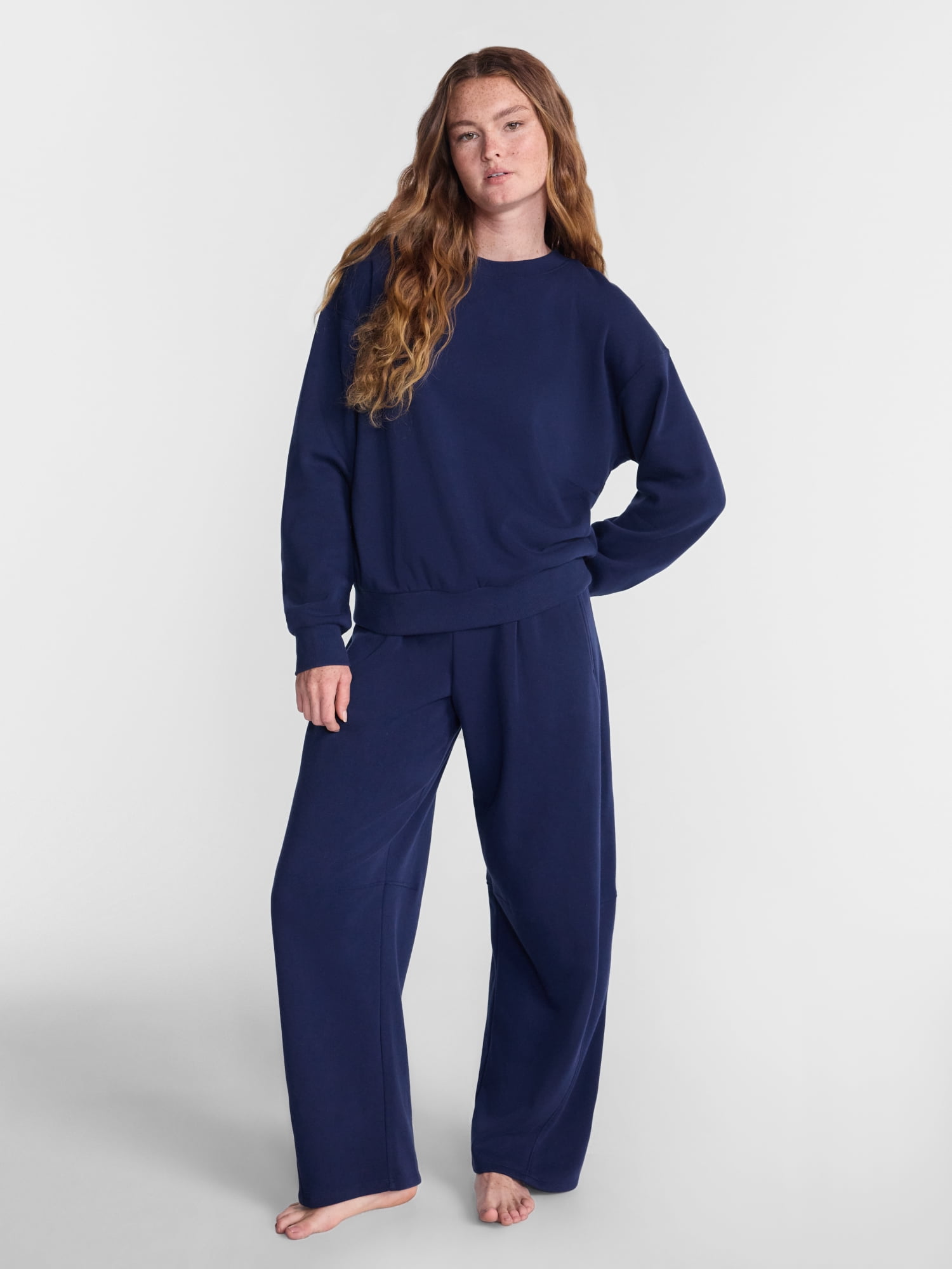 No Boundaries Pullover Crewneck Sleep Top with Long Sleeves, Women's XXS-3X