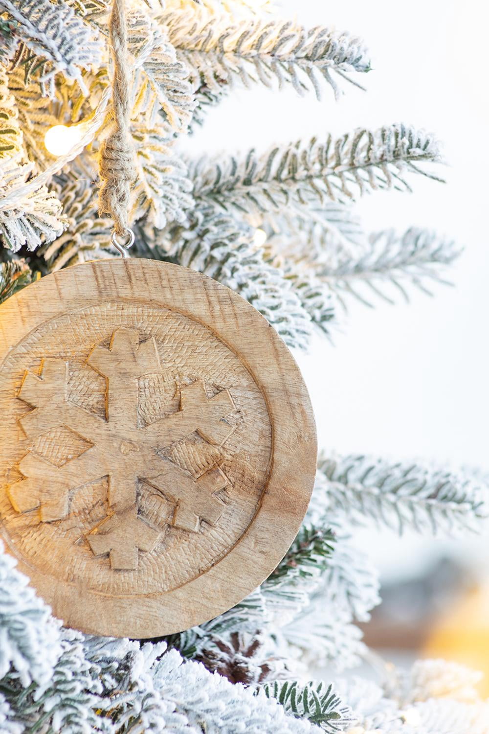 Set of 12 Round Snowflake Ornaments Mango Wood Embossed Snowflake Pattern Natural Wood Christmas Tree Decor Wall Door Mantle Tabletop Hanging