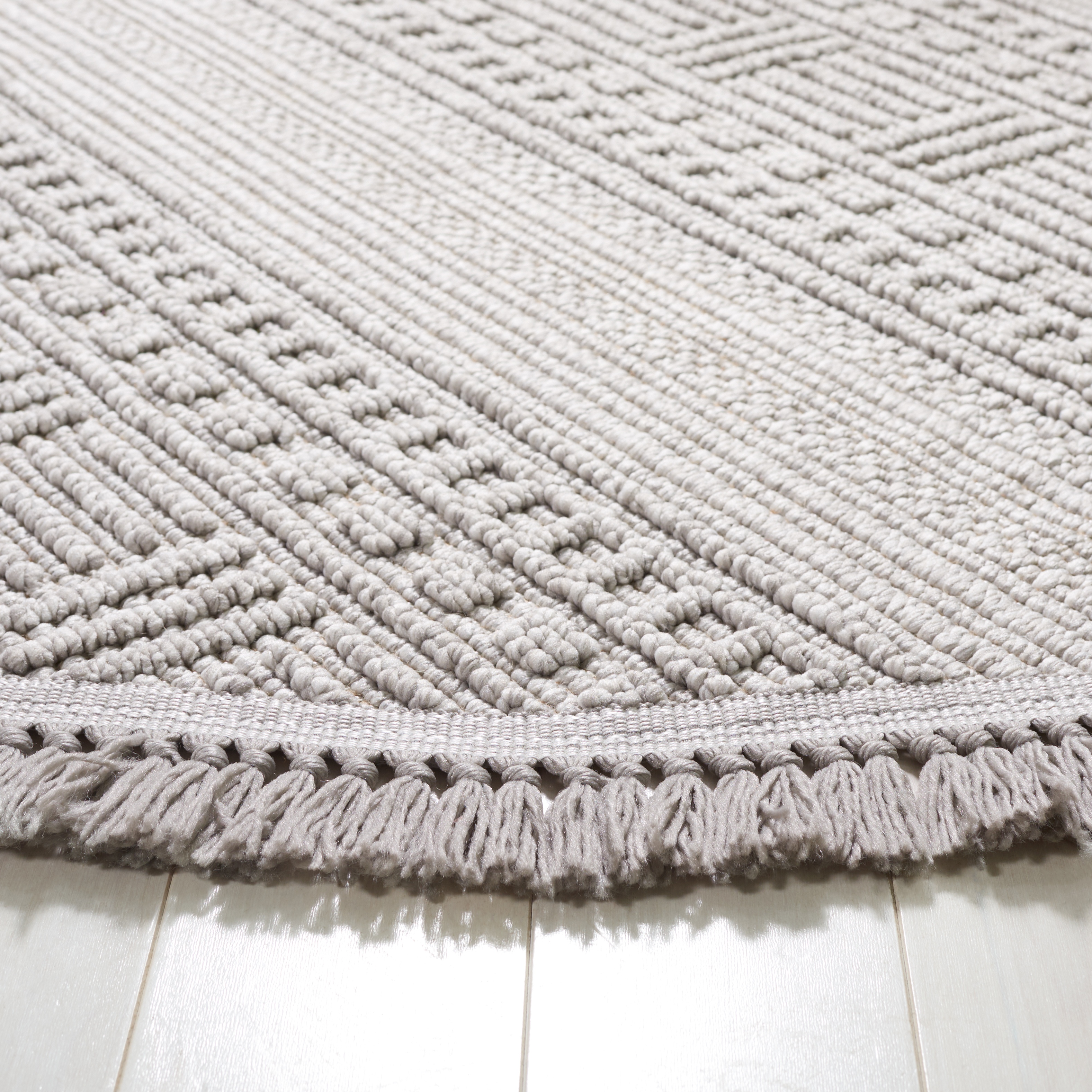 SAFAVIEH Camden Elvina Trellis Area Rug, Gray, 5'3" x 5'3" Round