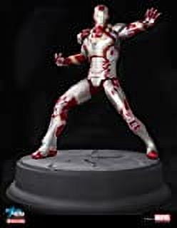 Iron Man 3 Mark XLII (42)PX Exclusive Action Hero Vignette Statue