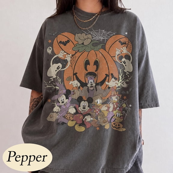 Halloween Pumpkin Shirt, Cute Trick Or Treat Tee, Vintage Spooky Season Graphic, Family Matching Vacation 2026
