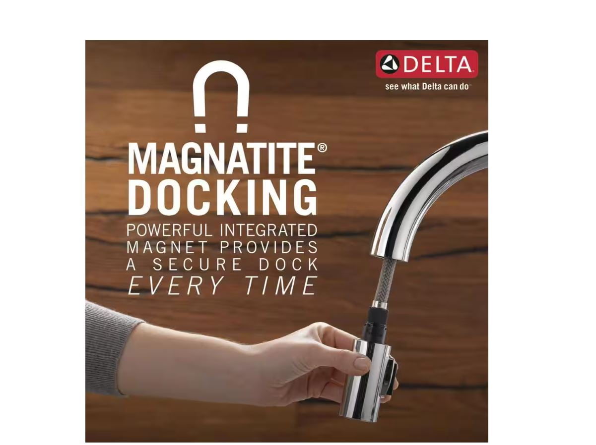 Delta Classic Single Handle Pull Down Sprayer Kitchen Faucet in Stainless Steel