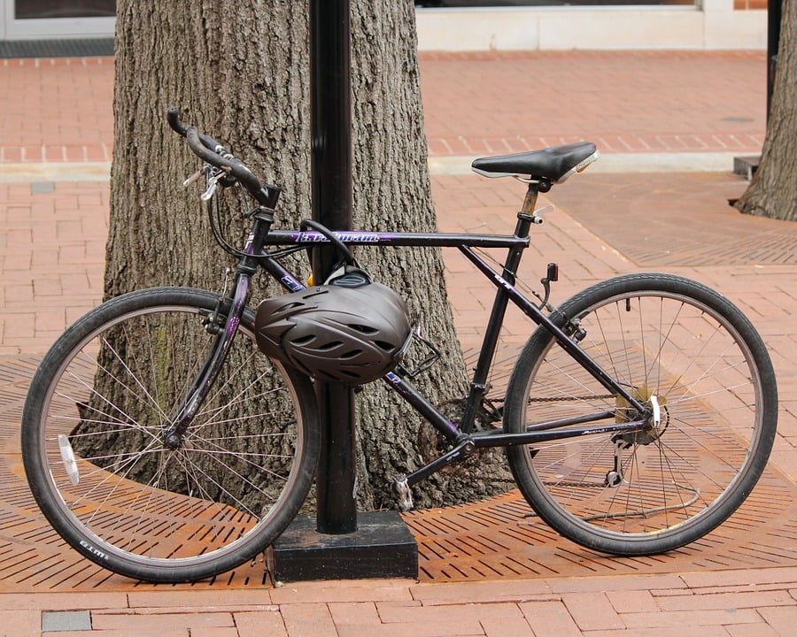 bicycle helmet lock