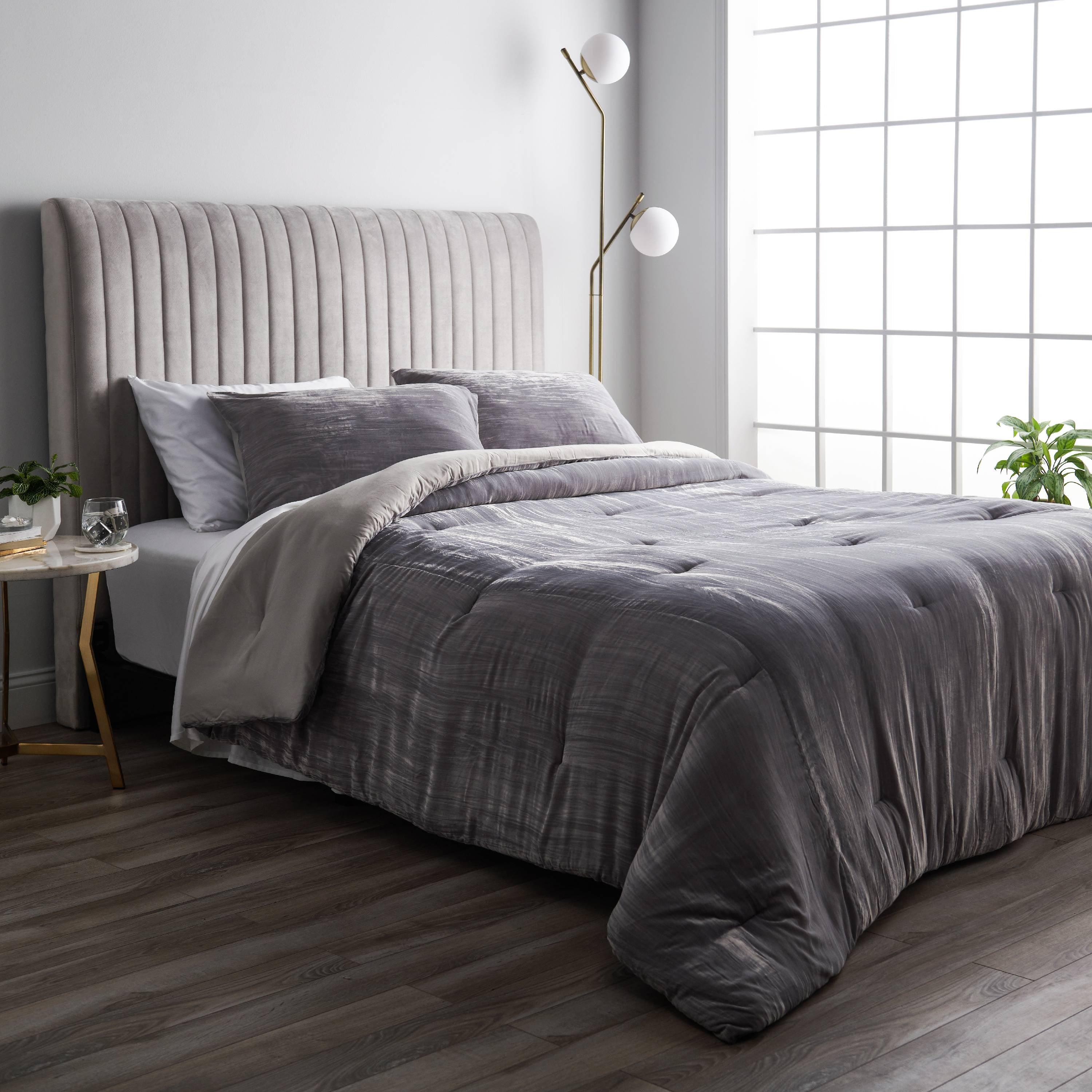 Modrn Glam 4 Piece Crinkle Poly Velvet Comforter Set Walmart Com