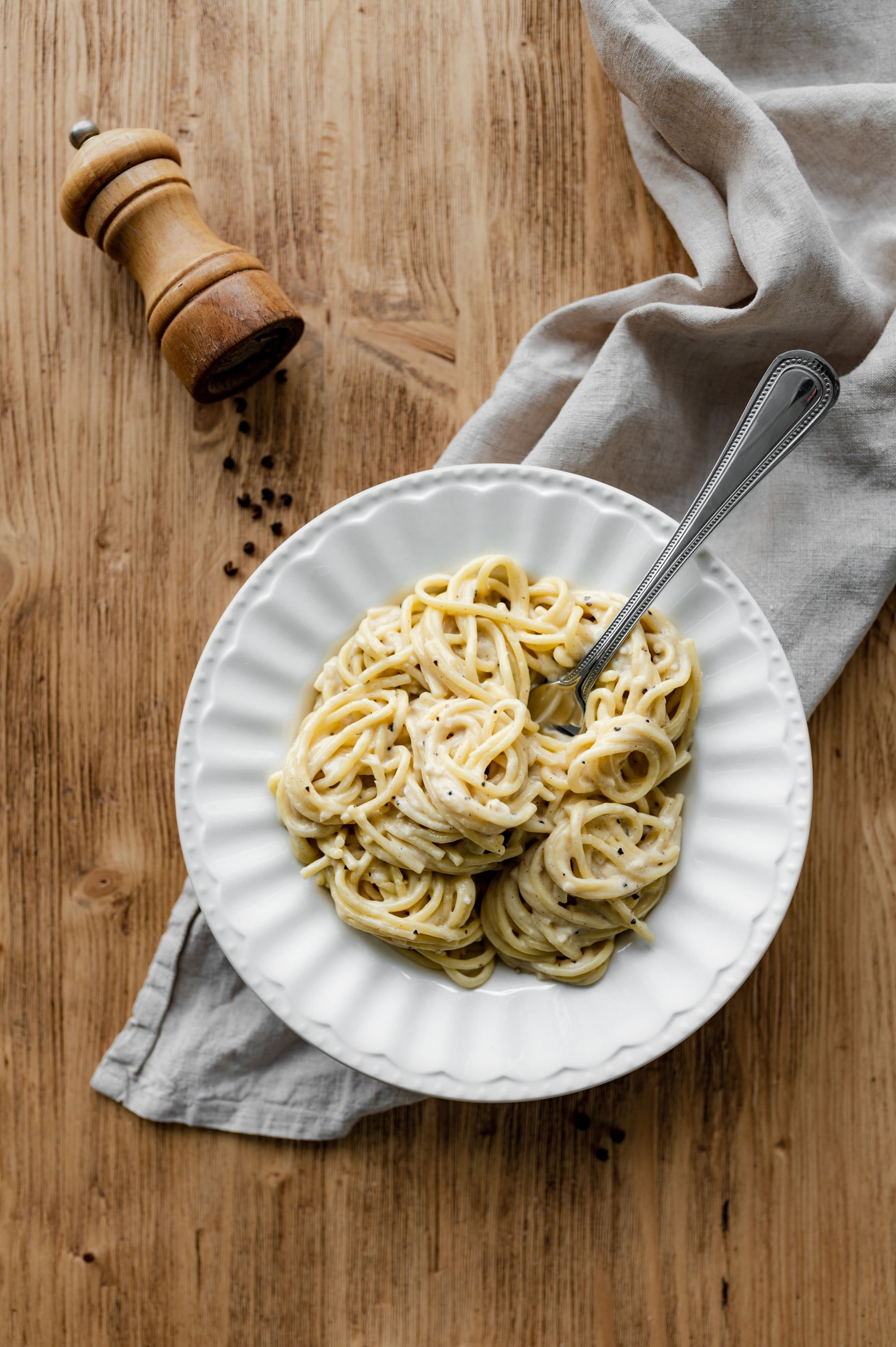 Primel Gastronomie Cream and Pepper Spaghetti Frozen Meal, 16oz