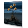 thumbnail image 2 of Designart "Beachside Daffodil Bloom" Daffodils Canvas Wall Art, 2 of 7