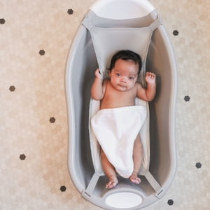 Regalo Baby Basics Grow with Me Infant Bath Tub