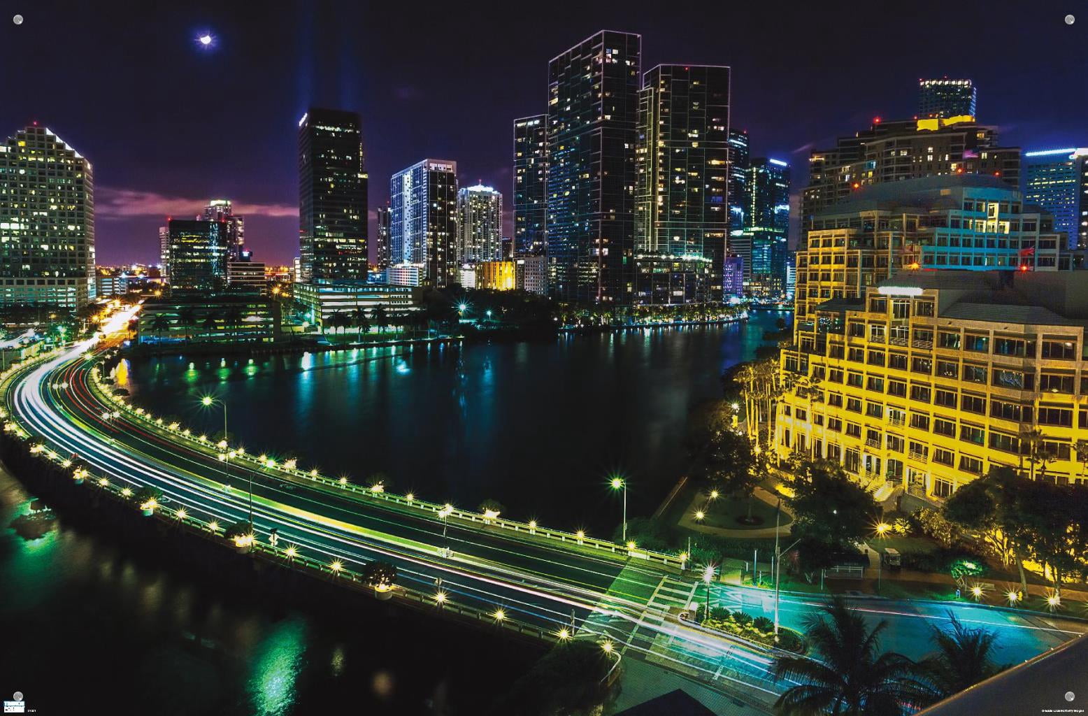 Cityscapes - Venetian Causeway Wall Poster with Pushpins, 22.375" x 34"