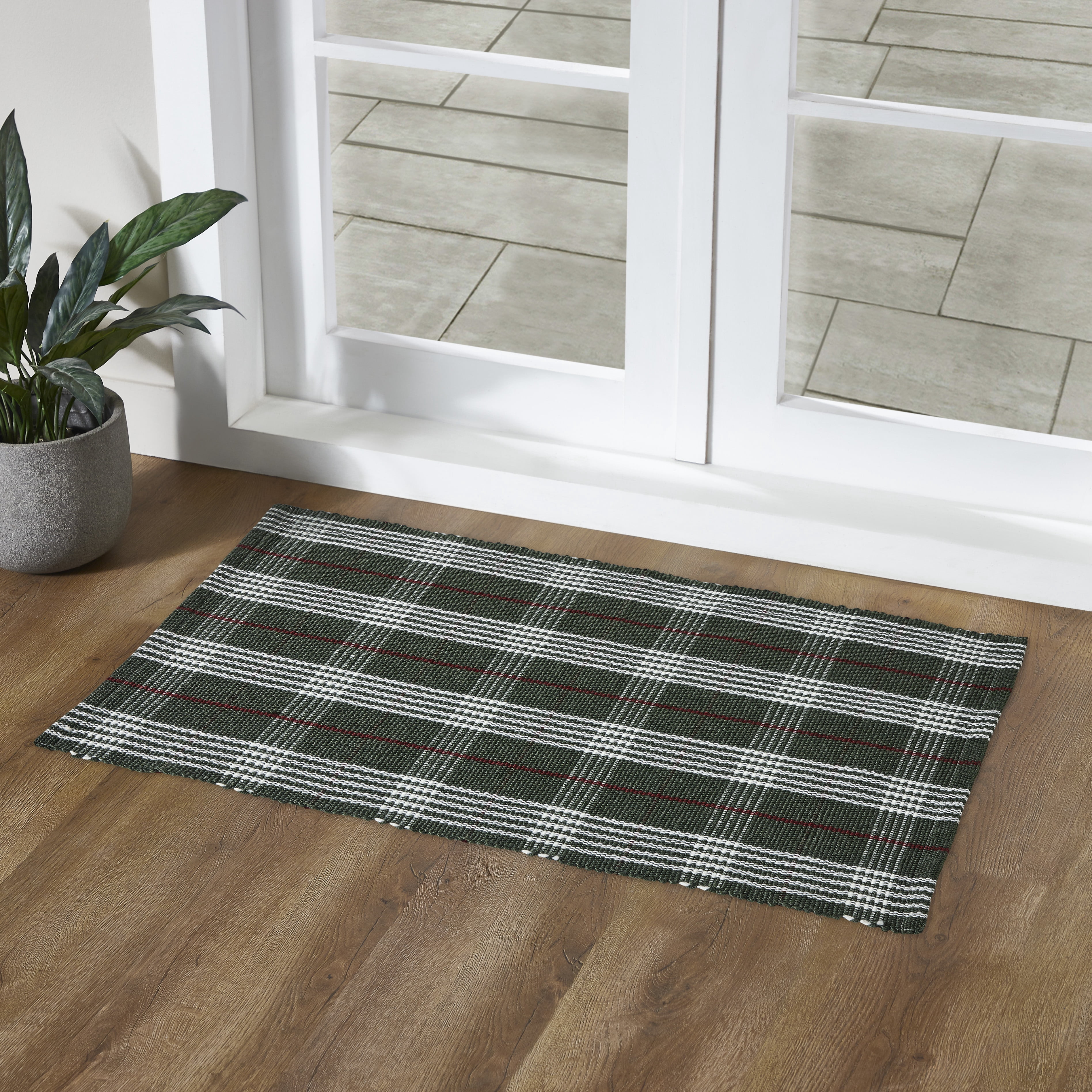 My Texas House Green Holiday Plaid Indoor/Outdoor Layering Christmas Rug, 24" x 38"