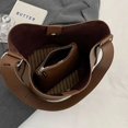 thumbnail image 5 of 2 unids/set Retro pequeño Color sólido bandoleras de piel para mujer 2024 diseñador moda coreana bolsos de mano para mujer bolso para axila, 5 of 5