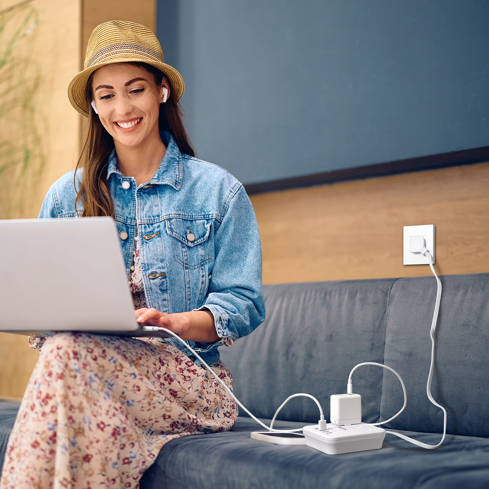 ONDOG Power Strip with USB-C, 3 AC Outlets & 4 USB Ports photo 3