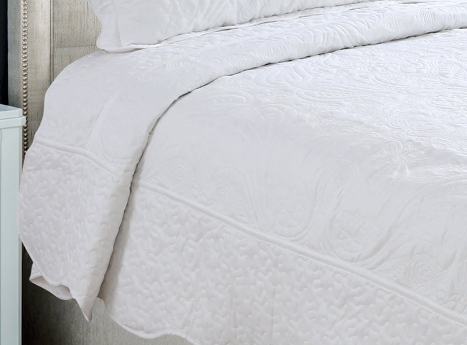 Marina Decoration Embroidered Stitching Coverlet Bedspread Ultra Soft Solid Bedding Summer Quilt Set with Quilted Sham