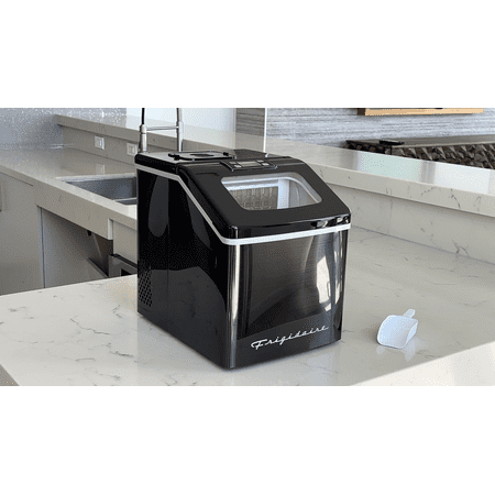 Frigidaire - 11.3" 40-Lb. Freestanding Icemaker - Black