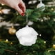 thumbnail image 4 of Adornos navideños, regalos navideños, árbol de Navidad, colgante navideño, pétalos blancos de espuma, adorno para escaparate, bola navideña., 4 of 6