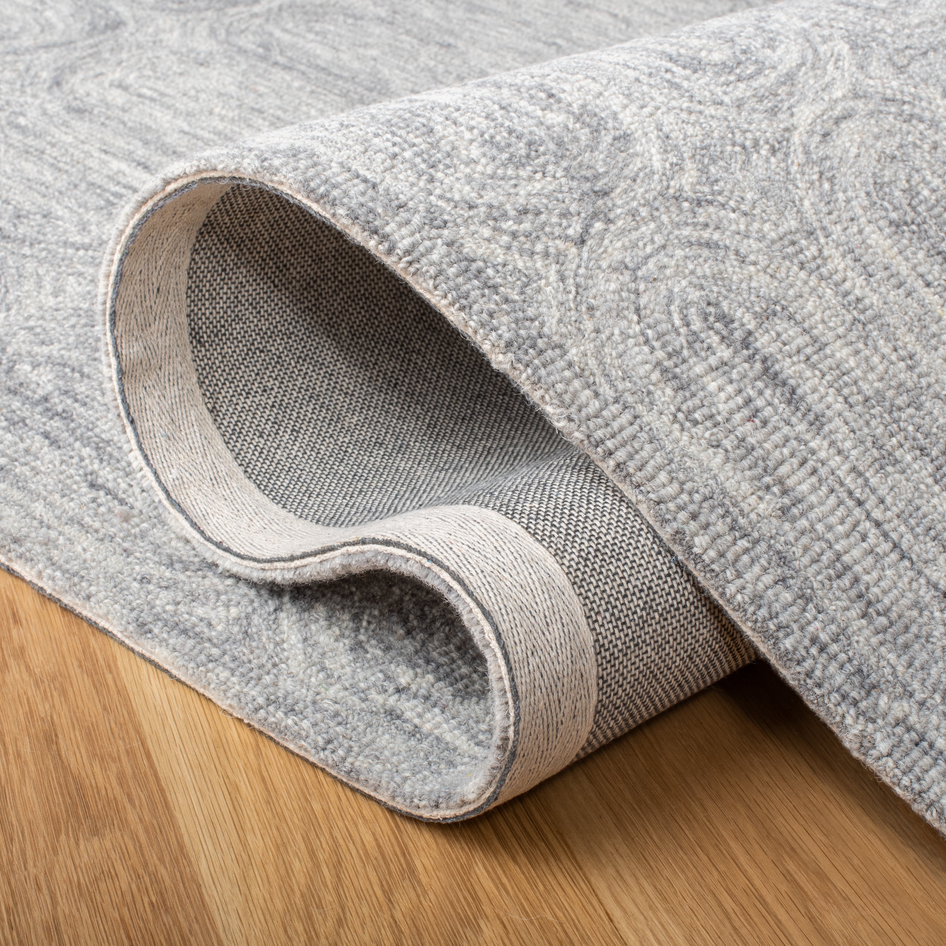 SAFAVIEH Metro Wichita Geometric Area Rug, Grey, 6' x 6' Square