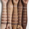 thumbnail image 4 of Tinte iluminador corporal Fenty Beauty de Rihanna 03 Agave Spice, 4 of 4