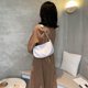 thumbnail image 3 of Bolsos de hombro de nailon para mujer, bolsos de mensajero de viaje para mujer sólidos (blanco) Likrtyny Para estrenar, 3 of 9