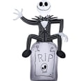 thumbnail image 1 of Hinchable Jack Skellington en Tombstone Disney de 107 cm de altura, 1 of 1