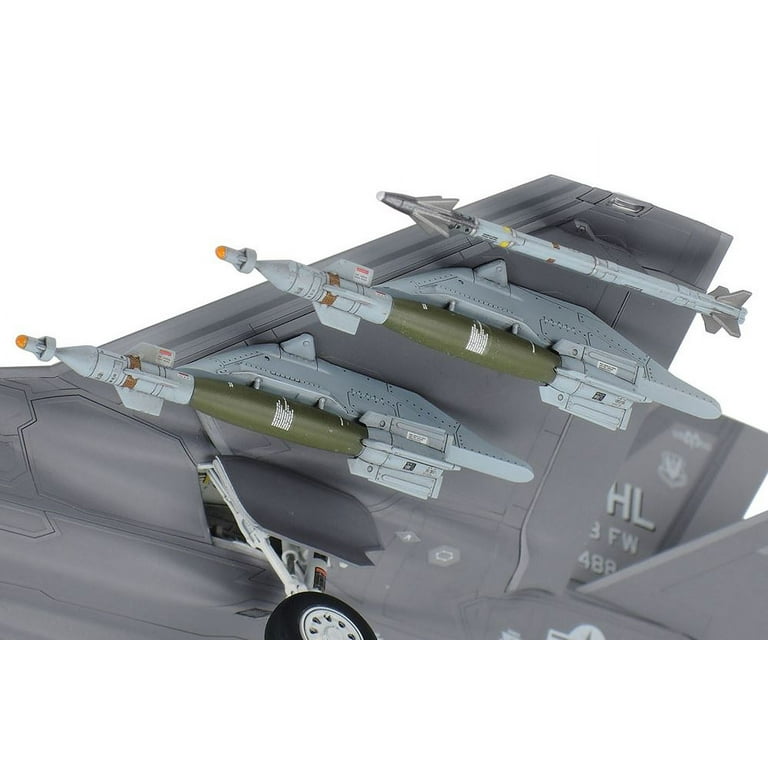 Tamiya 60792 Lockheed Martin F-35A Lightning II 1/72 Scale Plastic