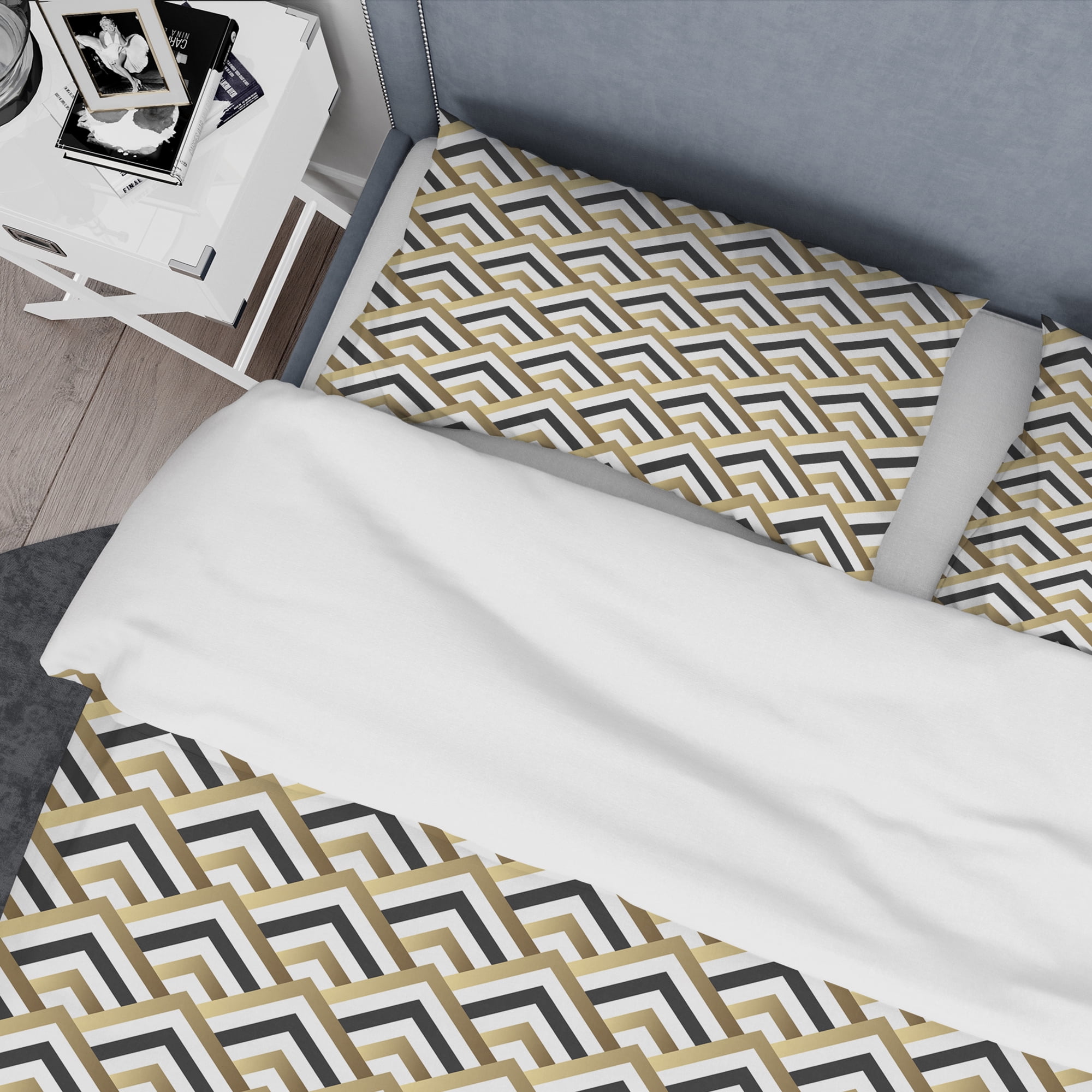 Designart 'Gold black and white triangle' Mid-Century Modern Duvet Cover Set