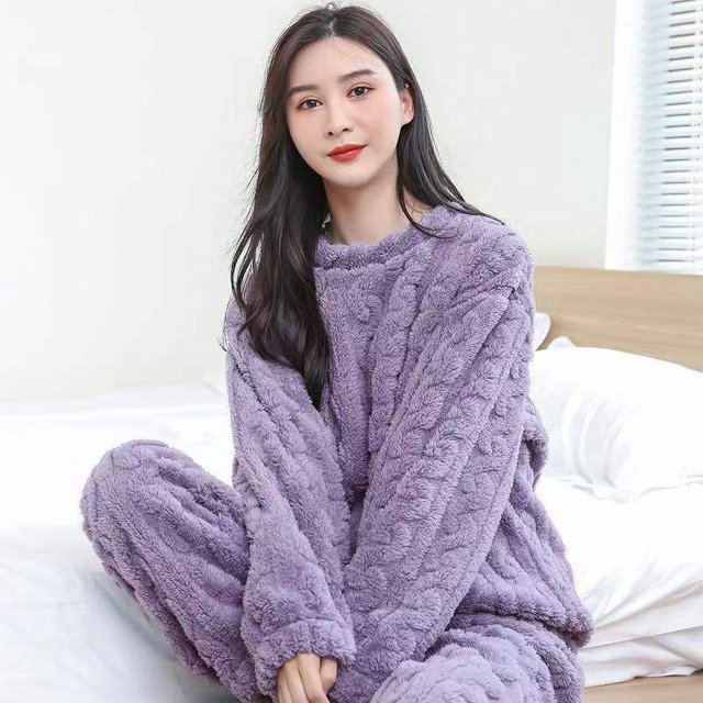 Traje cálido de terciopelo de algodón jacquard de color puro para invierno para hombres y mujeres, ropa de casa cálida y gruesa para parejas