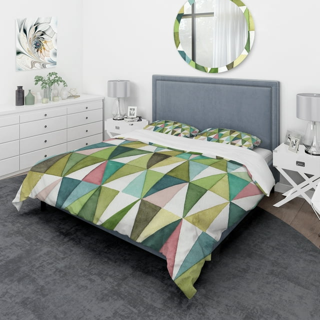 Designart 'Mixed Green Geometric Pattern II' Geometric Bedding Set - Duvet Cover & Shams