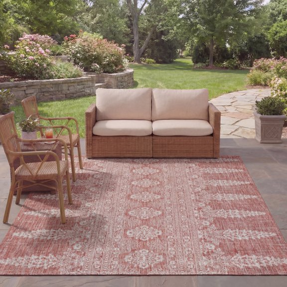 Safavieh Courtyard Fowler Geometric Indoor/Outdoor Area Rug, Rust/Gray, 5'3" x 7'7"