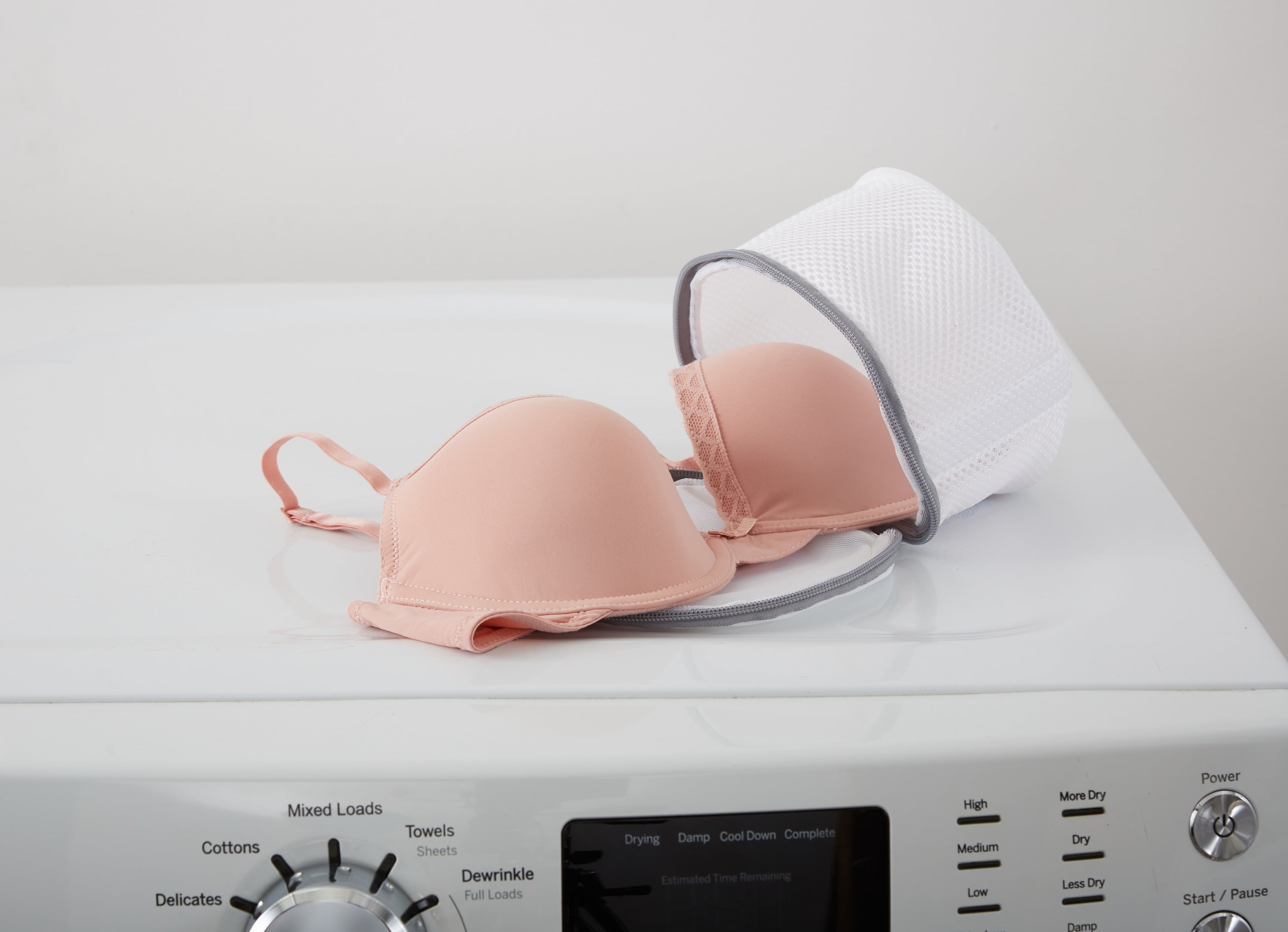 Mainstays Mesh Multi Size Bra Wash Bag, White