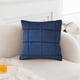 thumbnail image 4 of Funda decorativa de almohada a rayas 18x18in Poliéster • Funda de cojín en relieve resistente al desvanecimiento • Cremallera oculta • Marrón, gris, azul, rojo, verde, amarillo blanco azul marino •, 4 of 6