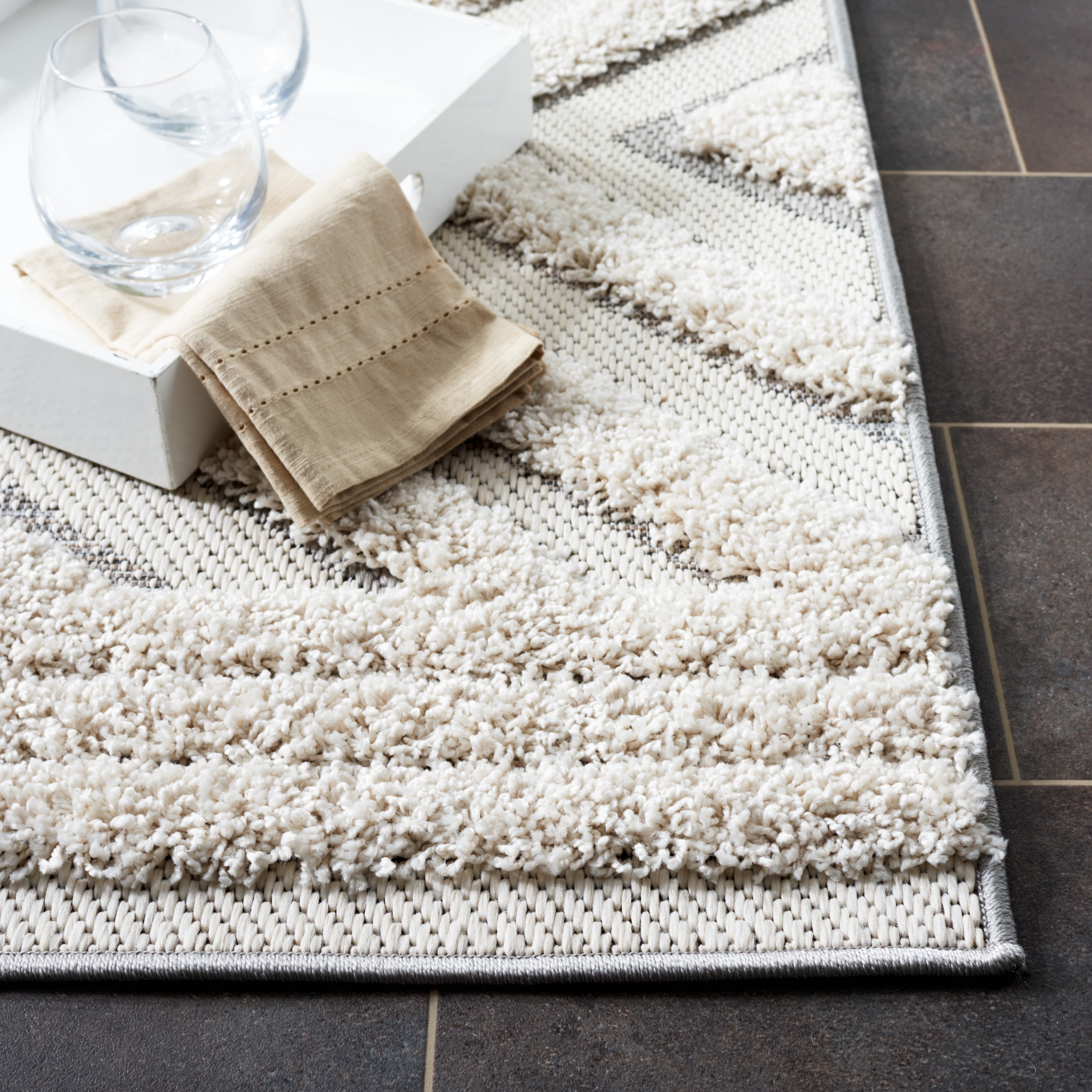 SAFAVIEH Cottage Wight Geometric Indoor/Outdoor Area Rug, Ivory/Light Grey, 4' x 6'