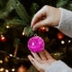 thumbnail image 5 of Bolas Reflectantes de Cristal Espejado, Ideales para Navidad, Fotografía de Bares, Decoración de Bodas, Repostería y Pasteles | Esfera de Espuma Rosa Intenso de 5X5X5 Cm | 1 Unidad, 5 of 6