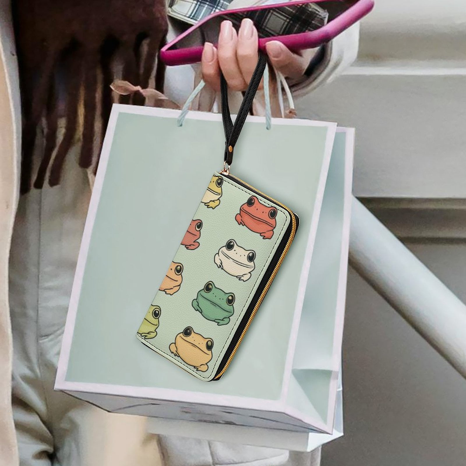 Womens Wallet Bifold Ladies Cluth Bag Wristlet Wrist Strap Long Purse Cute Frog Design
