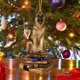 thumbnail image 4 of Puntoco Colgante con forma de árbol de Navidad, adorno navideño con forma de perro, colgante de trineo, libros navideños, adornos acrílicos, regalos para amantes de los libros, adornos navideños, 4 of 5