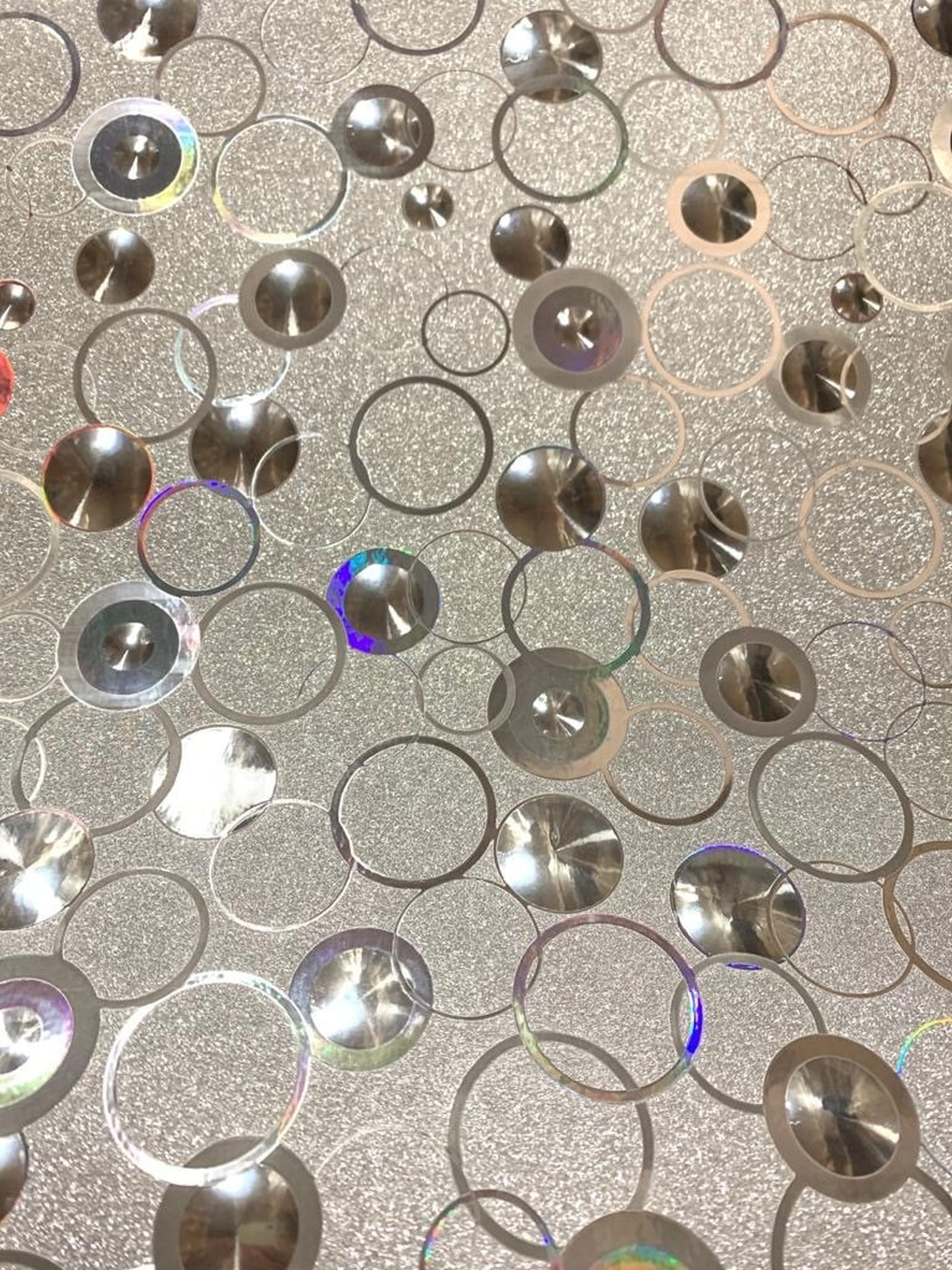 Dundee Deco's Geometric Glitter Light Silver, Yellow, Blue Circles Peel