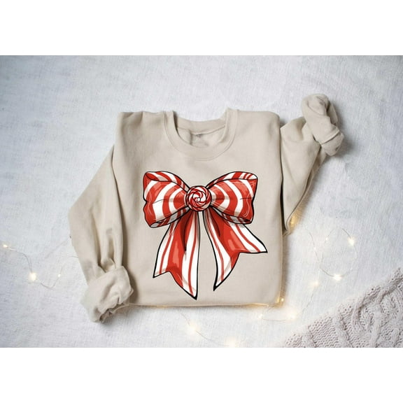 Christmas Coquette Bow Sweatshirt, Christmas Lights Shirt, Aesthetic Christmas Shirt, Girly Christmas Graphic Tee, In My Merry Era