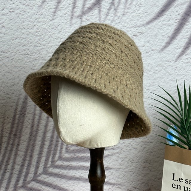 LinYooLi Autumn And Winter New Hollow Knitted Bucket Hat Versatile Face Facial Fisherman Hat Version Simple Warm Basin Hat
